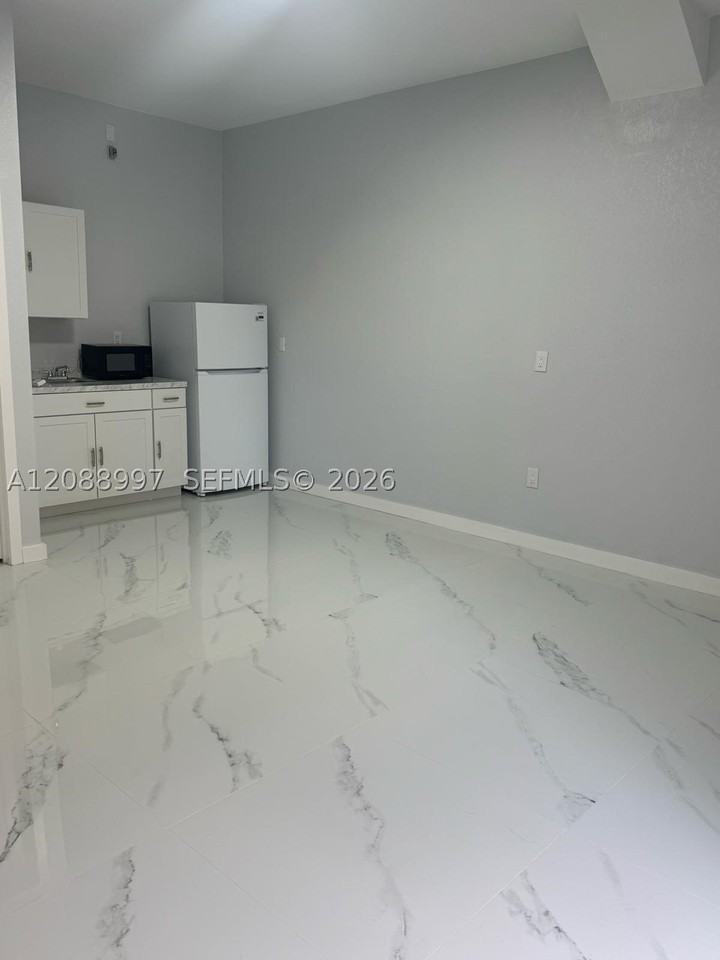 27132 Sw 132nd Court Rd #1 - Photo 2 of 4