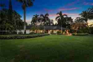 featured image of 12466 Quercus Ln