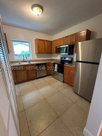 5920 Sw 59th St - Photo 6 of 18