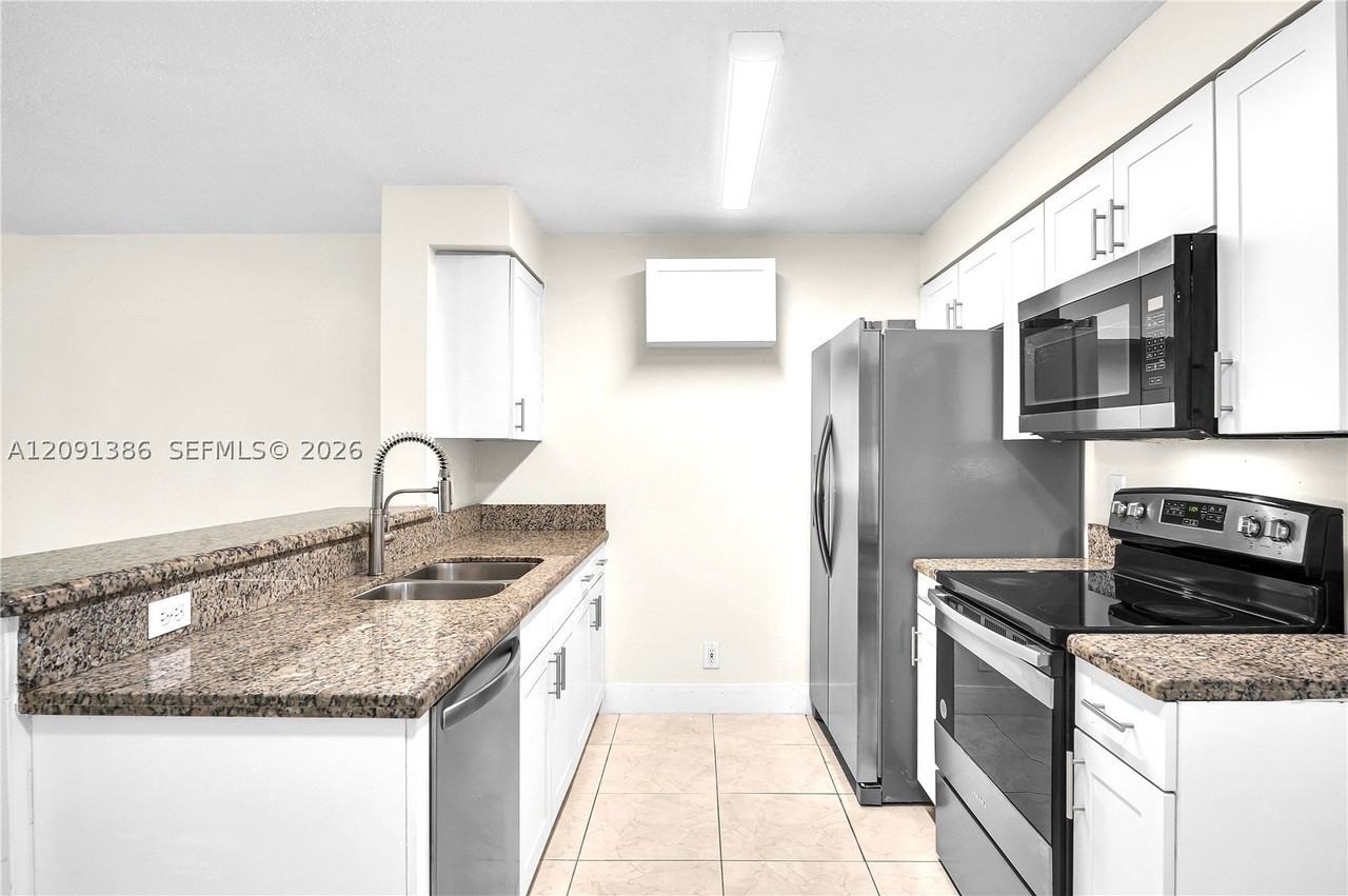 621 Talavera Rd #621 - Photo 4 of 20