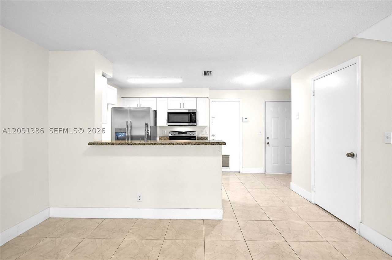621 Talavera Rd #621 - Photo 6 of 20