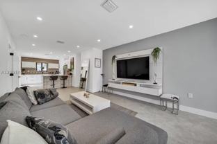 315 Nw 40th St - Photo 1 of 1