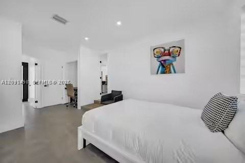315 Nw 40th St - Photo 6 of 15