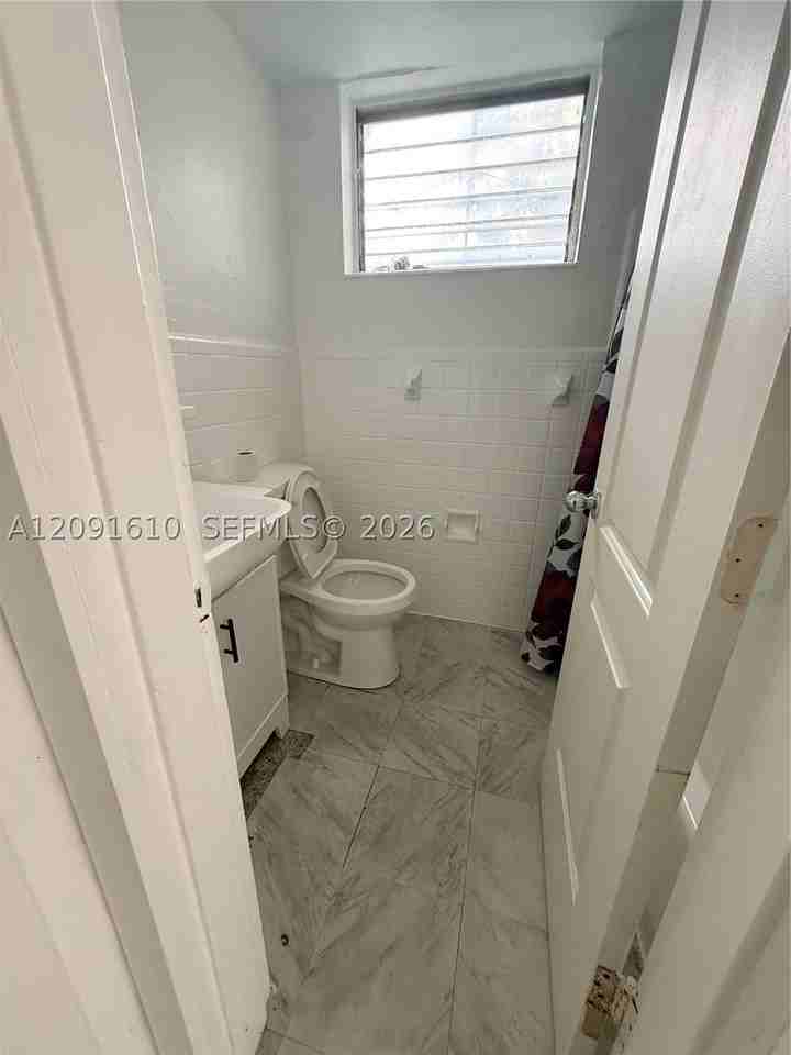 7000 Nw 8th Ave #3 - Photo 2 of 5