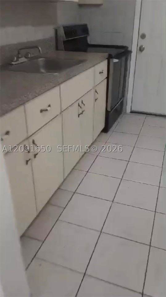 5627 Nw 4th Ave #A - Photo 3 of 5