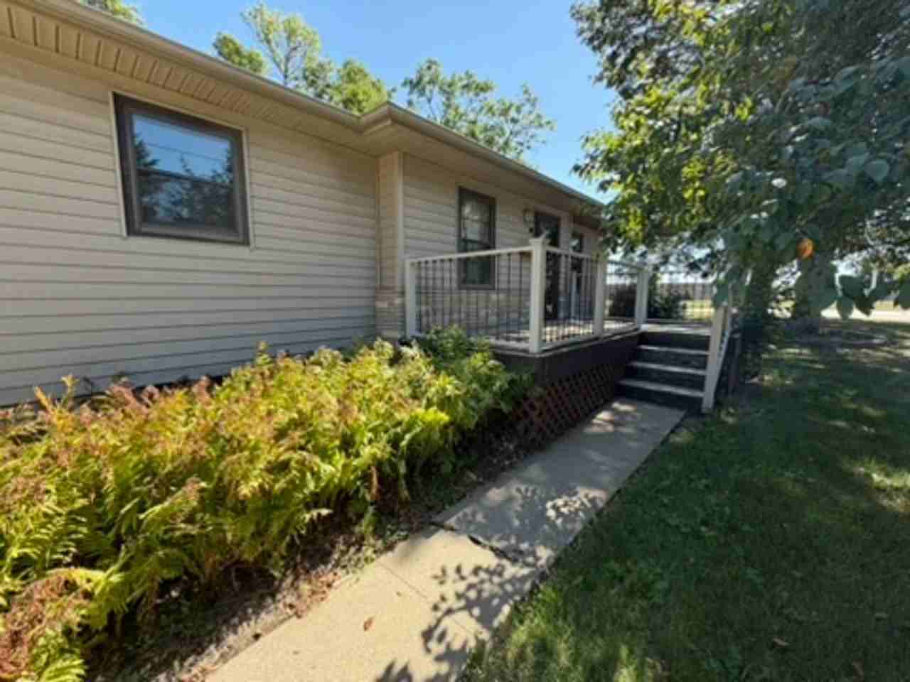 1312 S Jefferson Ave - Photo 3 of 33