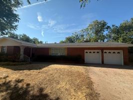 featured image of 2349 S 35th St