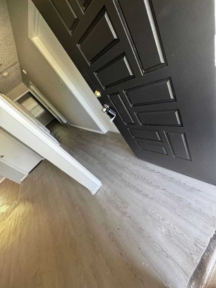 2604 Timberlake Dr - Photo 3 of 11