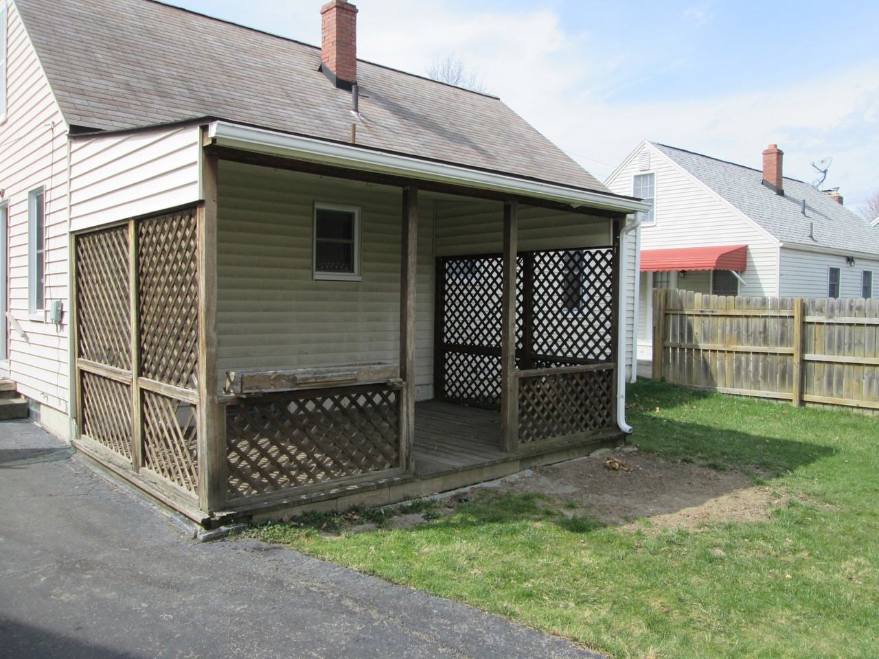 519 Forest Hill Dr - Photo 3 of 15