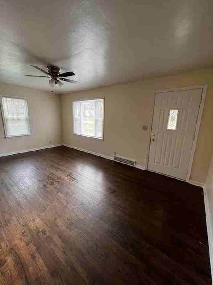 519 Forest Hill Dr - Photo 7 of 15
