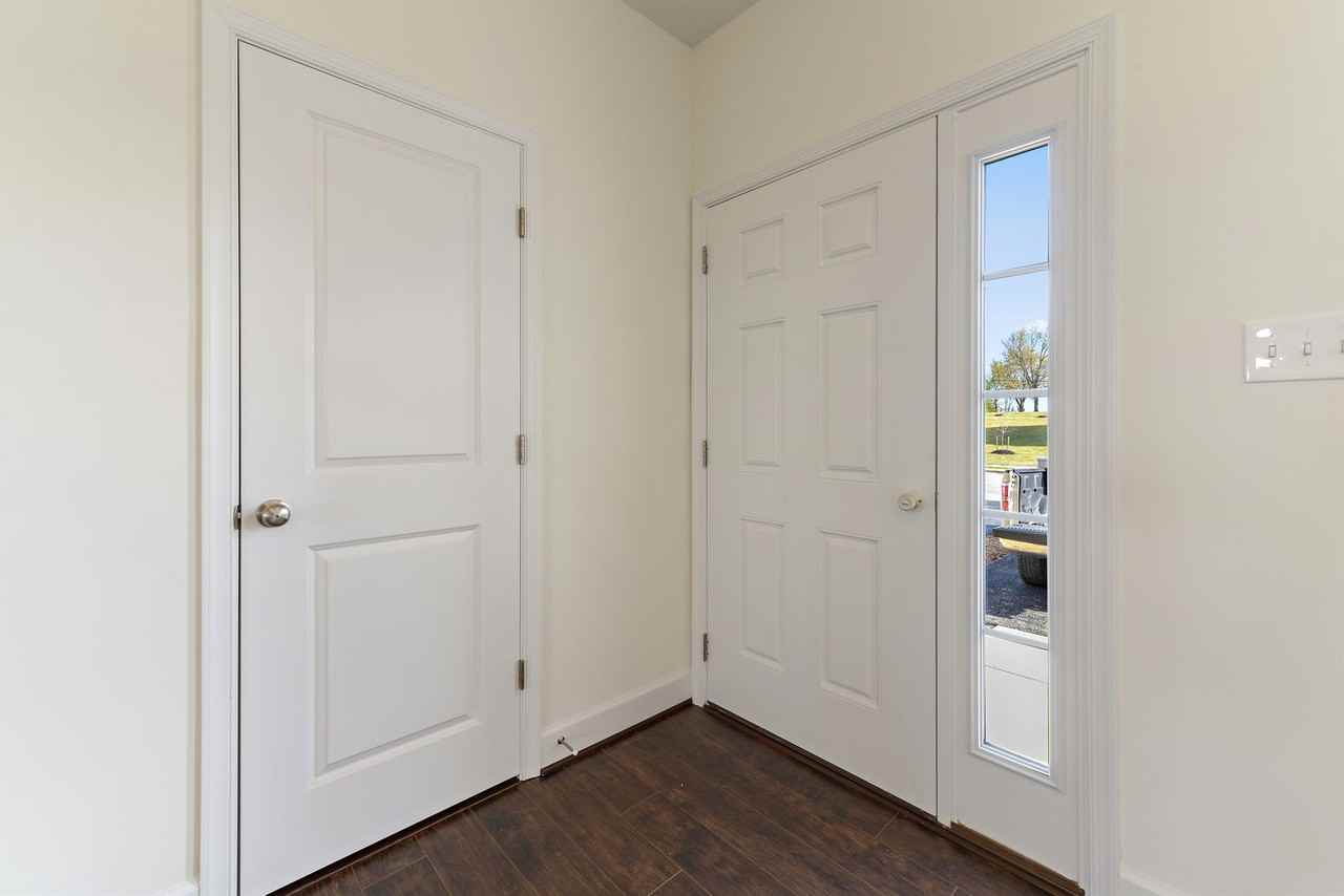 253 Homestead Dr - Photo 2 of 6