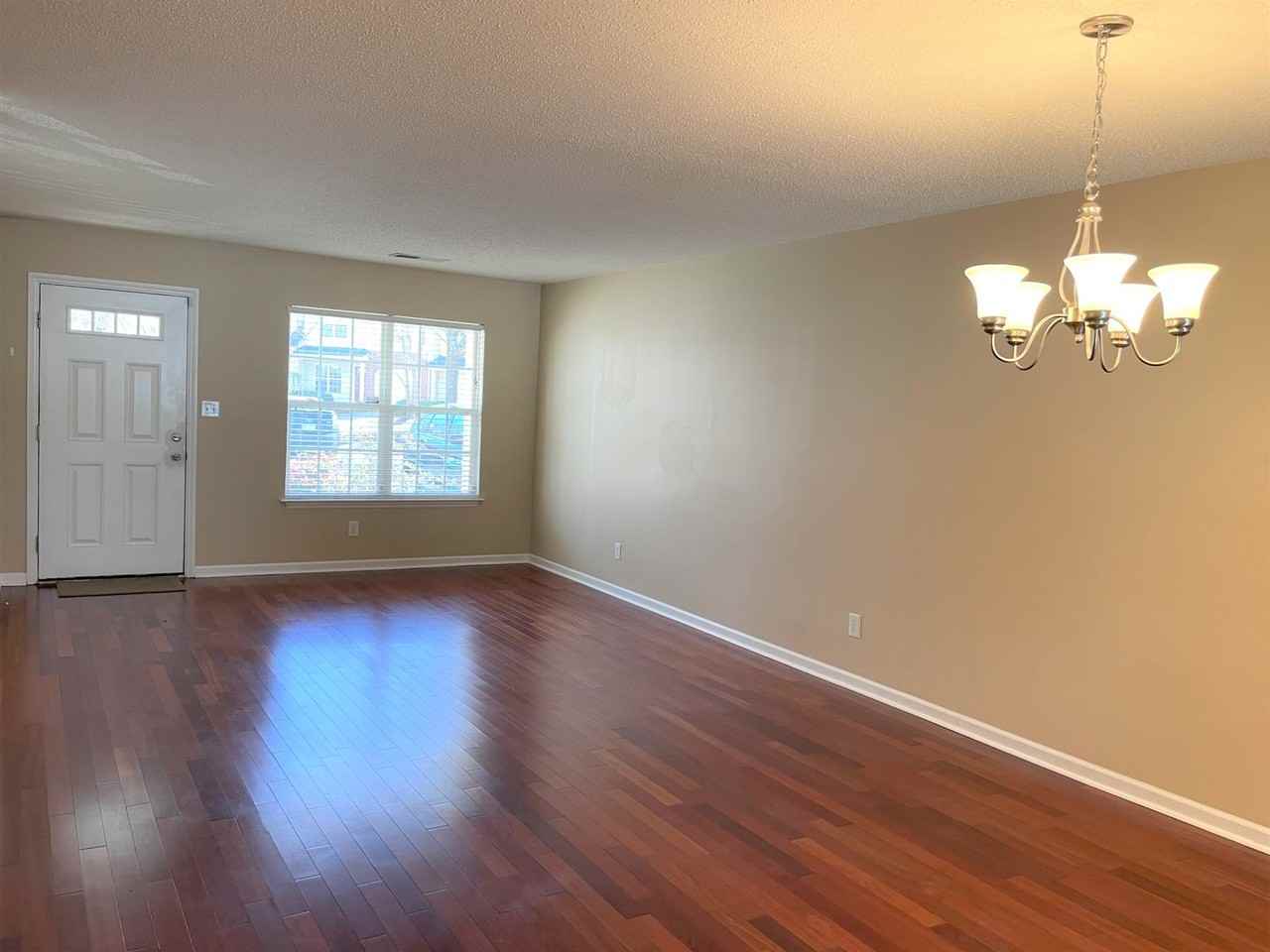 1160 Parsons Pl - Photo 3 of 30