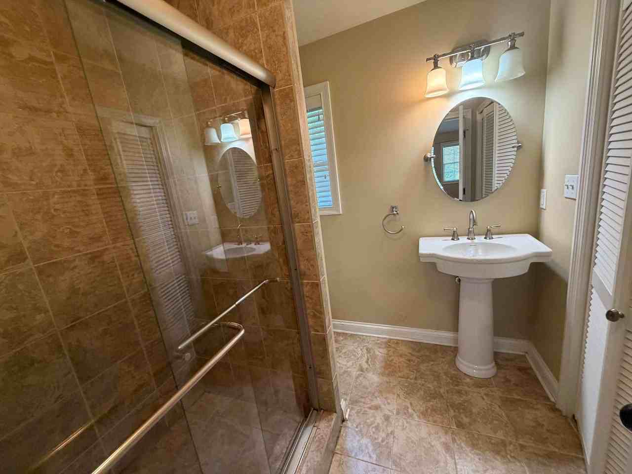 1309 Craig Rd - Photo 5 of 14