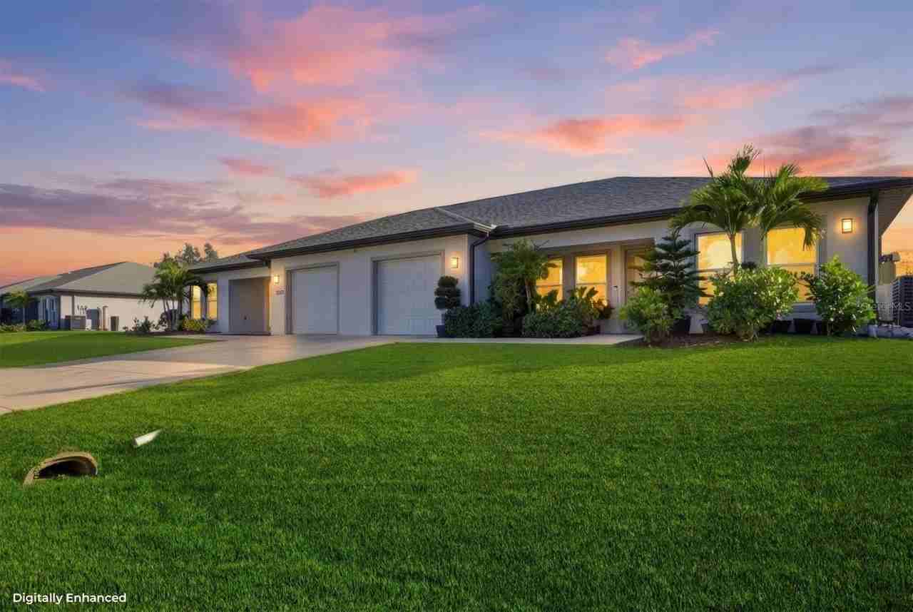 12025 Saragossa Ln - Photo 2 of 32