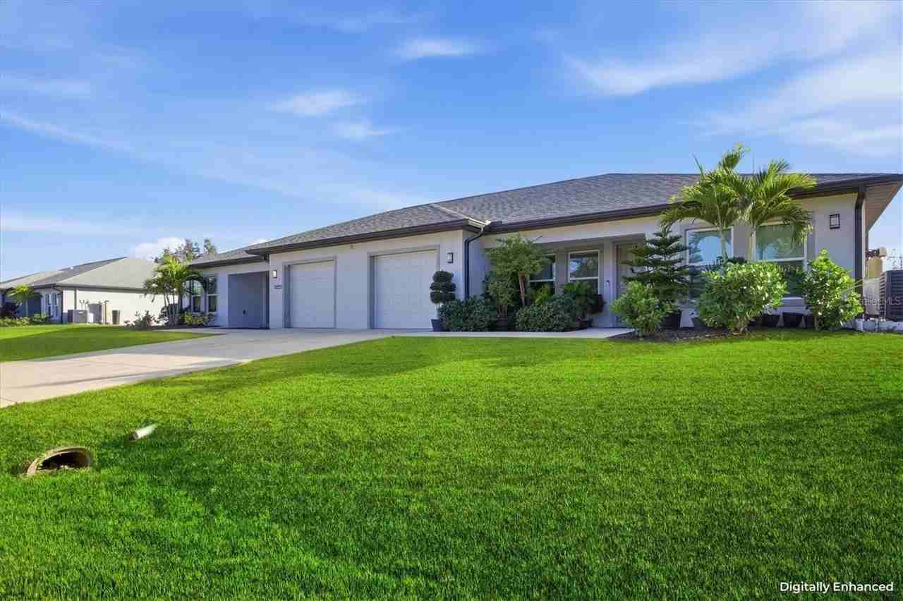 12025 Saragossa Ln - Photo 4 of 32