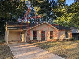 featured image of 2705 Magnolia Dr
