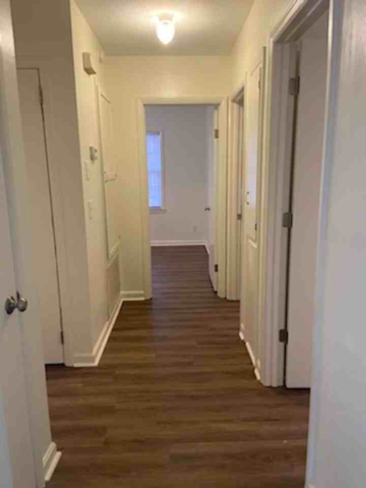 710 49th St - Photo 6 of 8