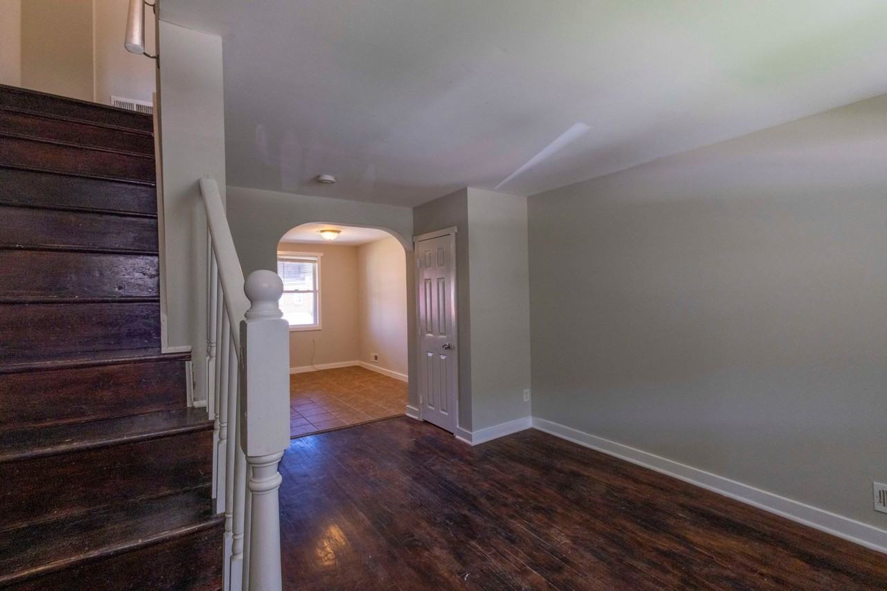 2019 Grinnalds Ave - Photo 2 of 26