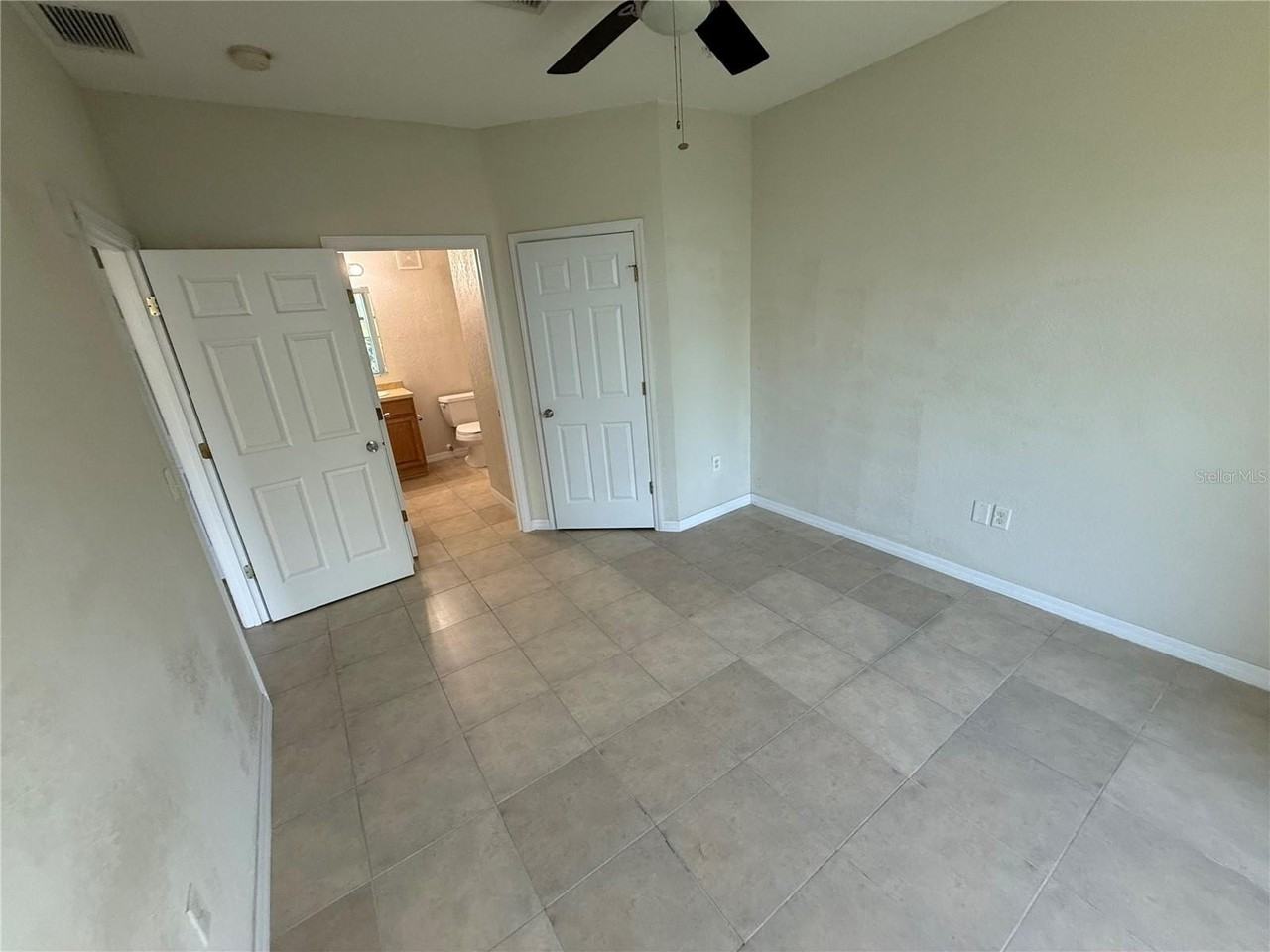 1995 Erving Cir #307 - Photo 5 of 11