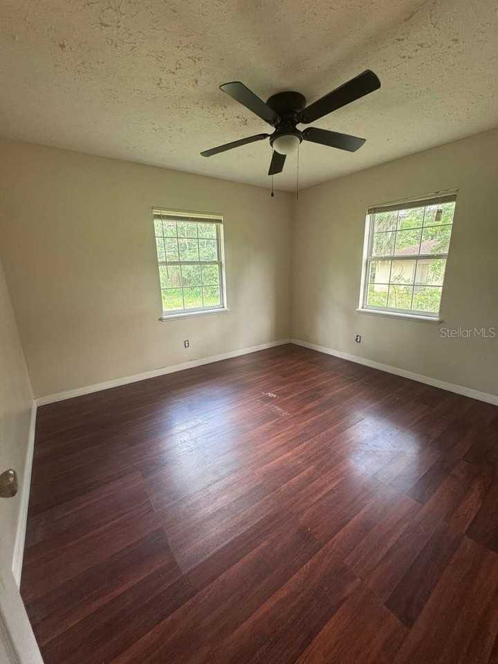 4153 Se 21st Ct - Photo 7 of 8
