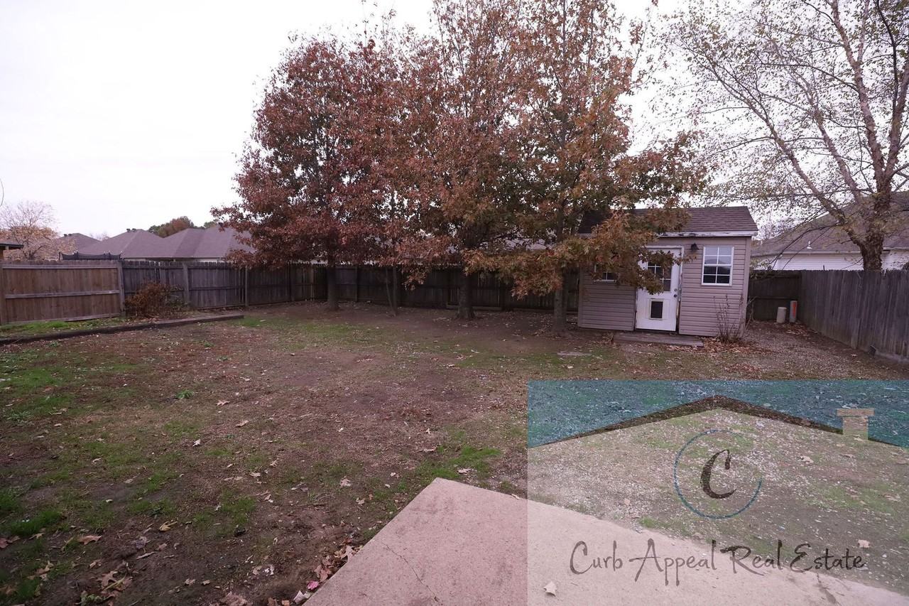 3704 Keely Dr - Photo 5 of 30