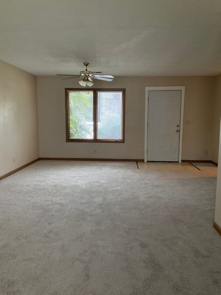 401 S 13th St - Photo 2 of 15