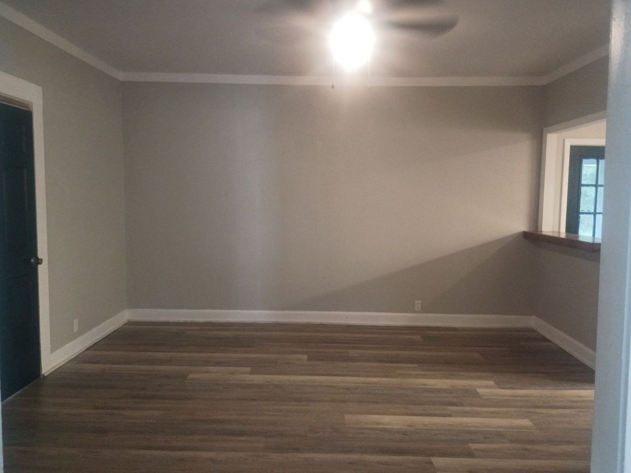 125 W Grady Ave - Photo 4 of 17