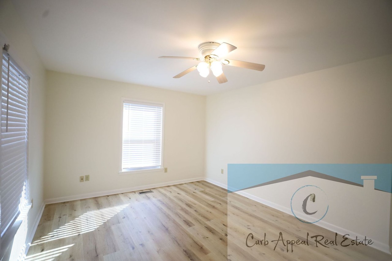 1231 S Madison St - Photo 5 of 12