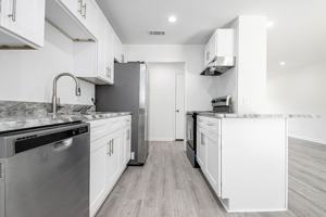 featured image of 119 Poinsetta Dr