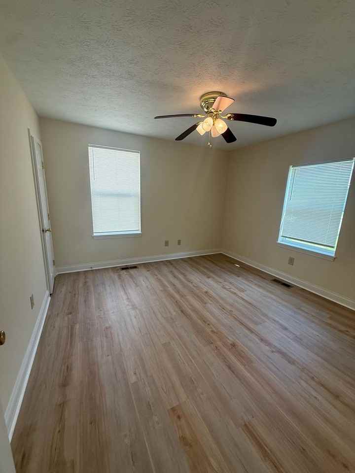 624 Addison Ave - Photo 3 of 9