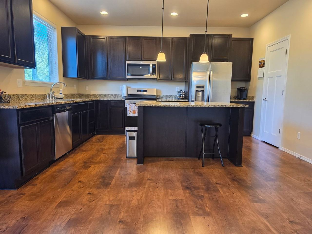 21697 Nw Monterey Loop - Photo 5 of 24