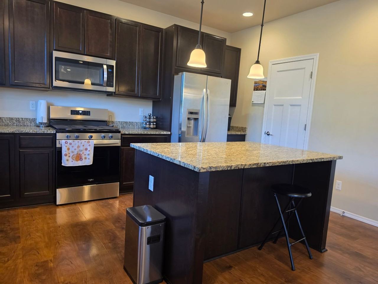 21697 Nw Monterey Loop - Photo 6 of 24