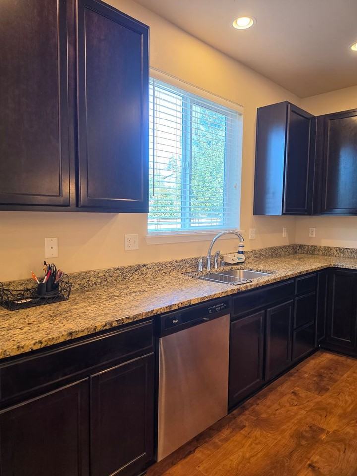 21697 Nw Monterey Loop - Photo 7 of 24