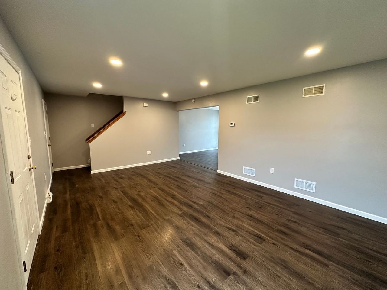 206 Lighthouse Dr - Photo 4 of 41