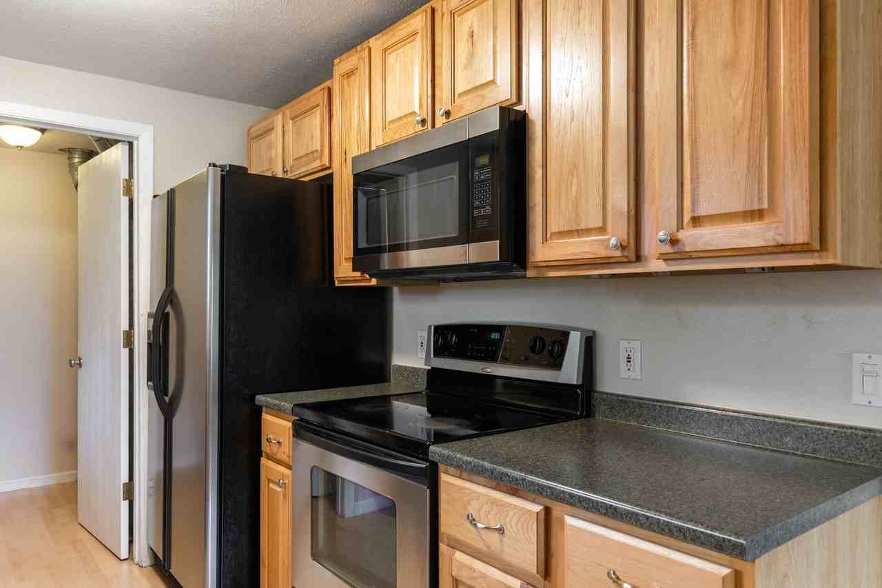 3406 Avon Ct - Photo 3 of 26