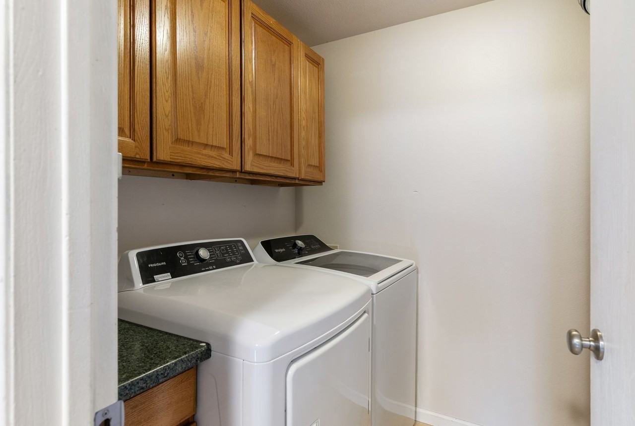 3406 Avon Ct - Photo 6 of 26