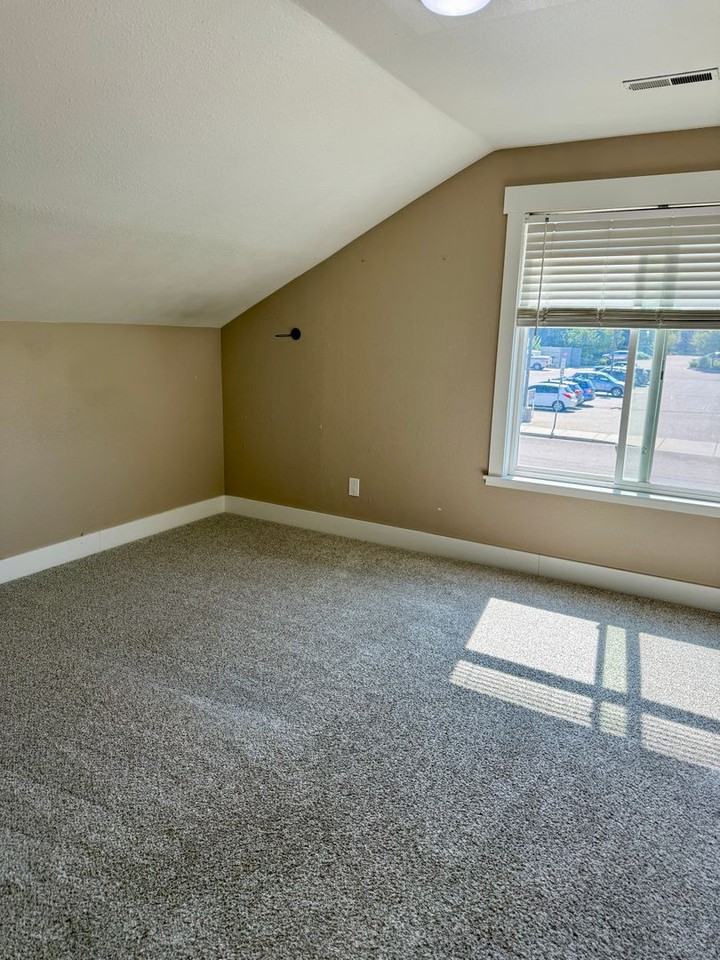 3100 W Sheryl Dr - Photo 4 of 48