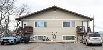 featured image of 206 S Davis St