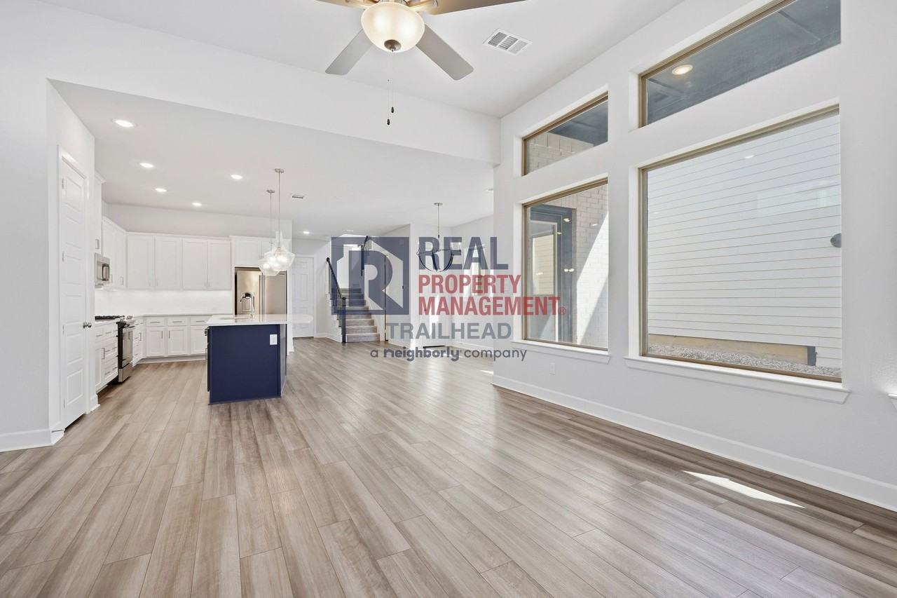 14409 Balmoral Pl - Photo 4 of 17