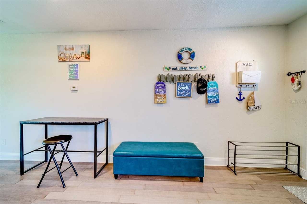 11472 Park Blvd - Photo 4 of 50