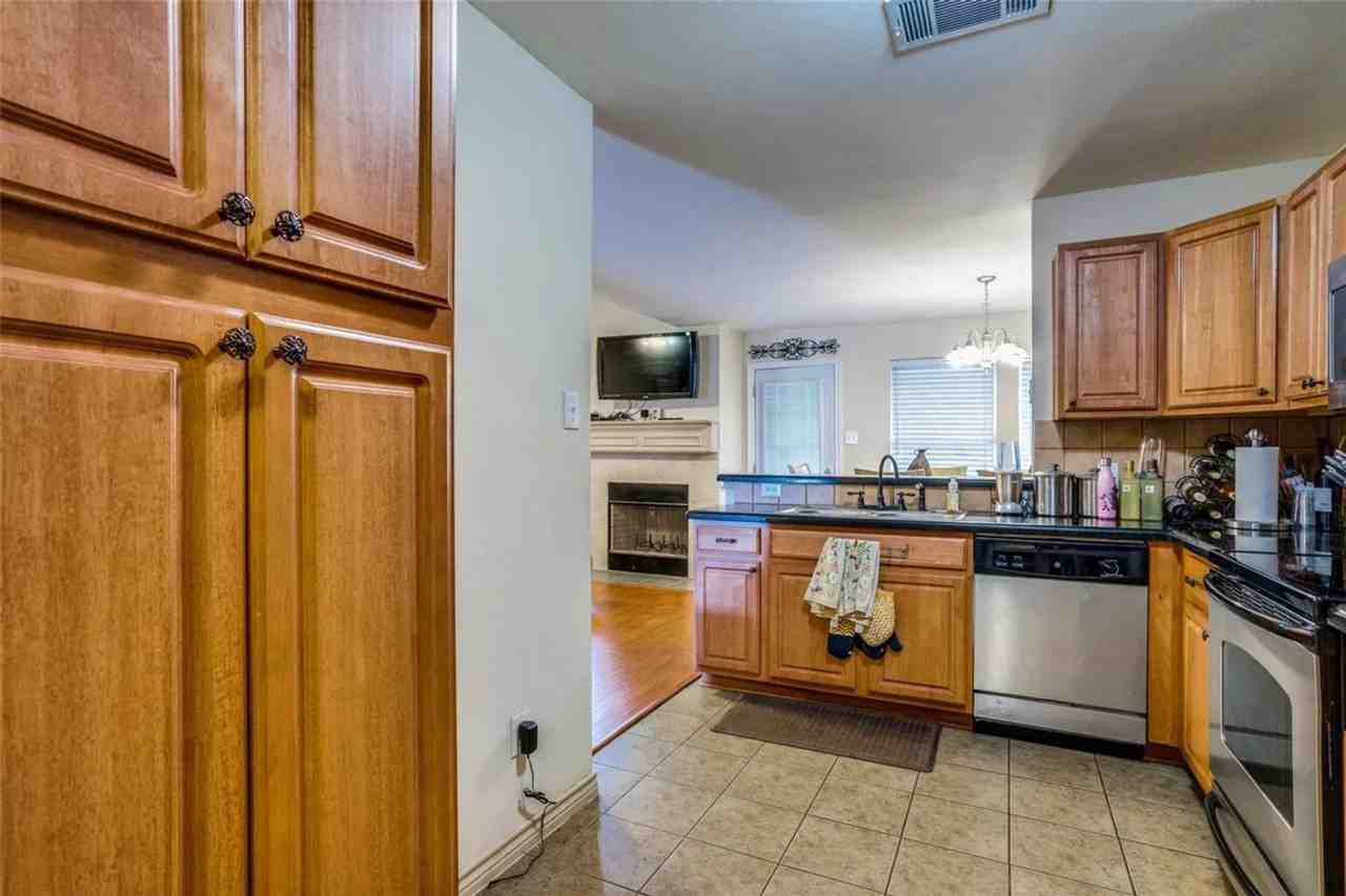 12629 Oceanside Dr - Photo 7 of 21