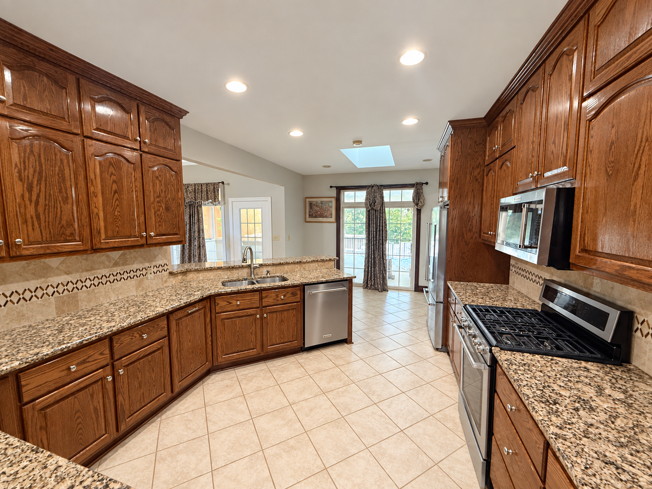2040 Webster Grove Dr - Photo 5 of 23