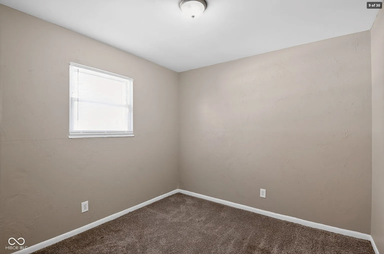 2835 Baltimore Ave - Photo 7 of 10