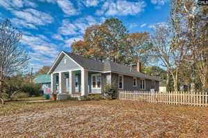 featured image of 326 Lyles St
