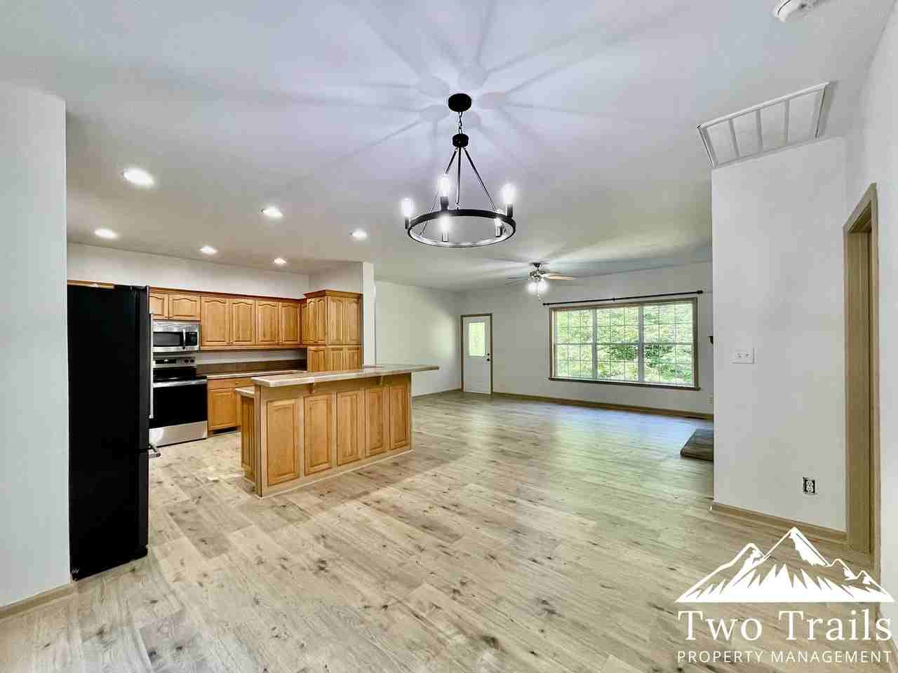 5282 Brevard Rd - Photo 5 of 16
