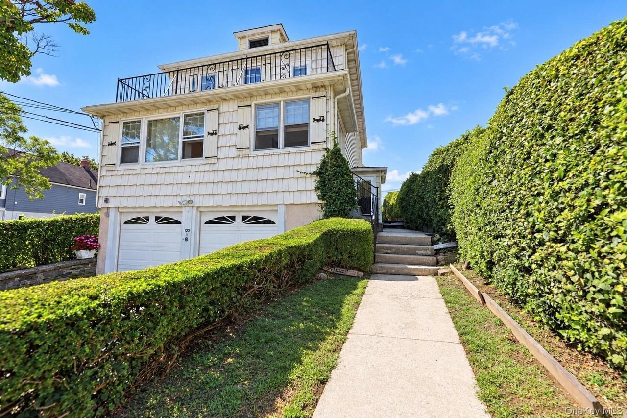 123 Wallace St - Photo 2 of 14