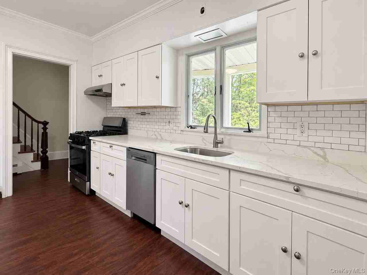 547 #A King Street - Photo 4 of 13