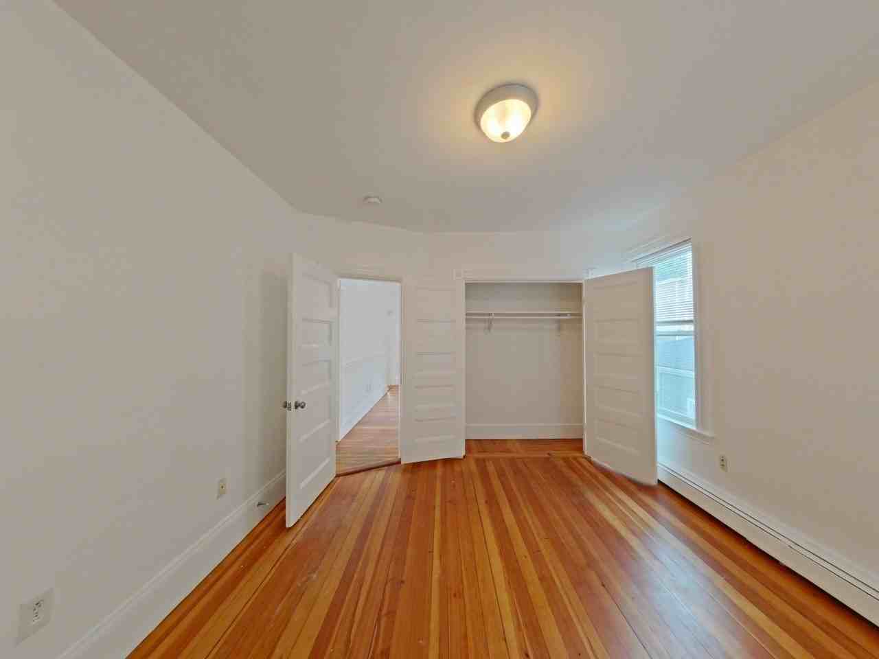 39 Newport St #2 - Photo 5 of 11