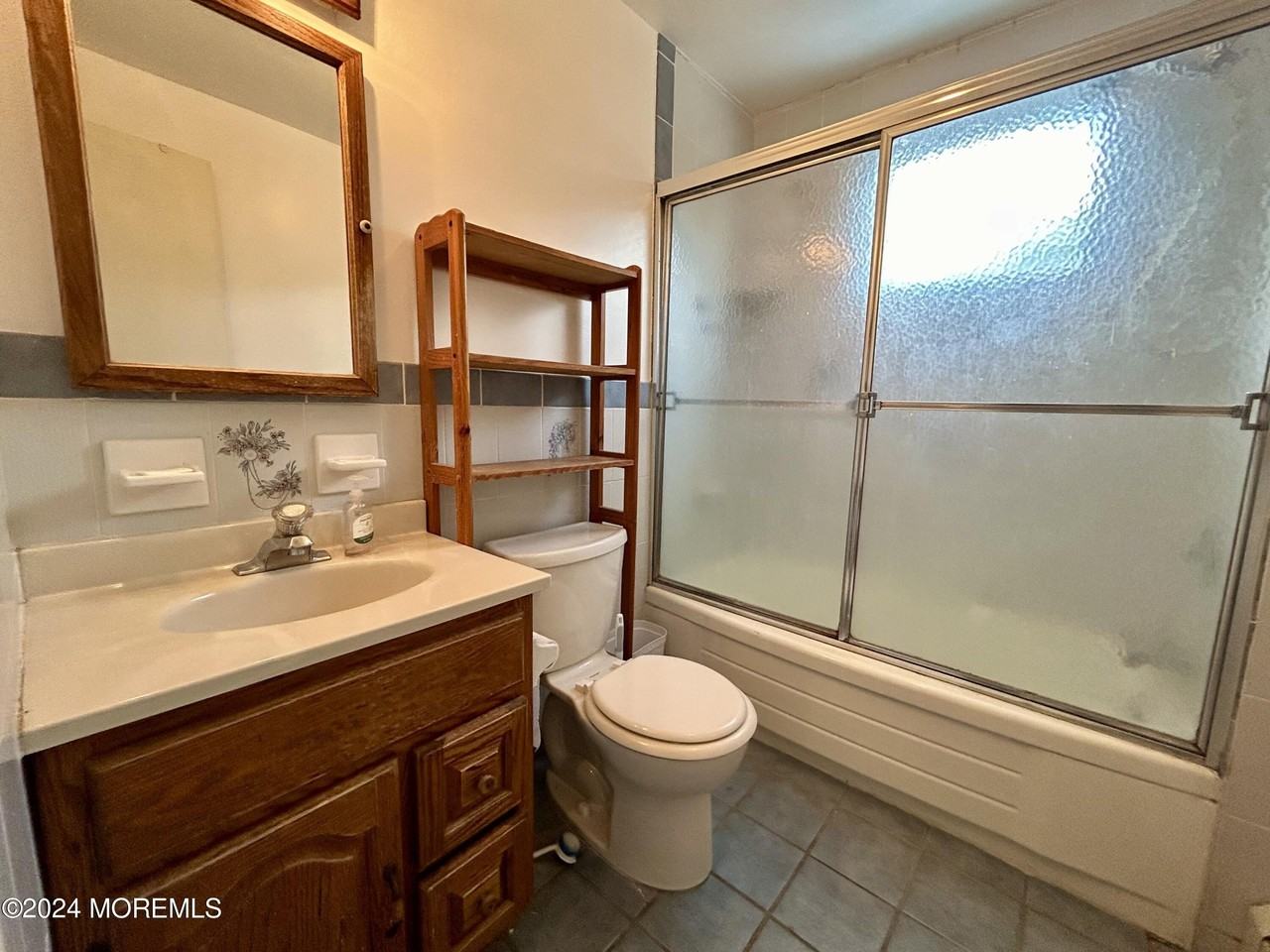 79 N Main St #2ndFL - Photo 7 of 9