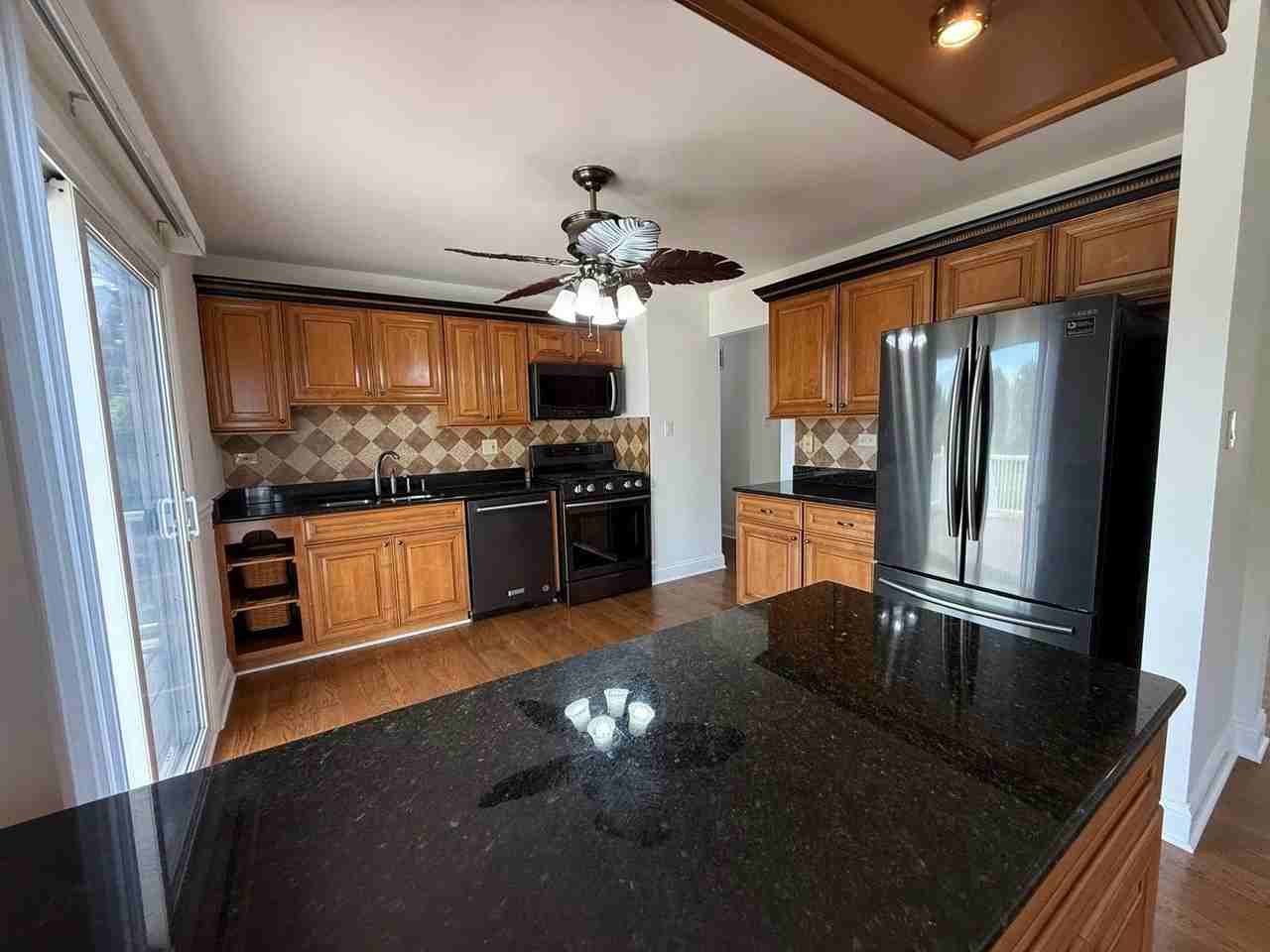 1230 Durham Dr - Photo 3 of 29
